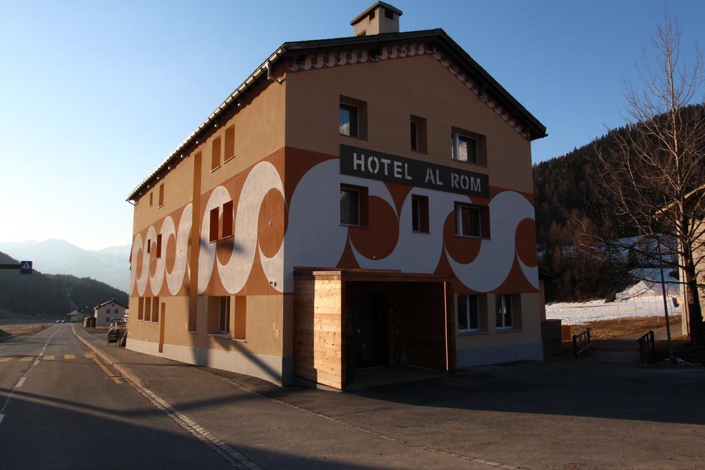 Hotel Al Rom Tschierv Exterior photo