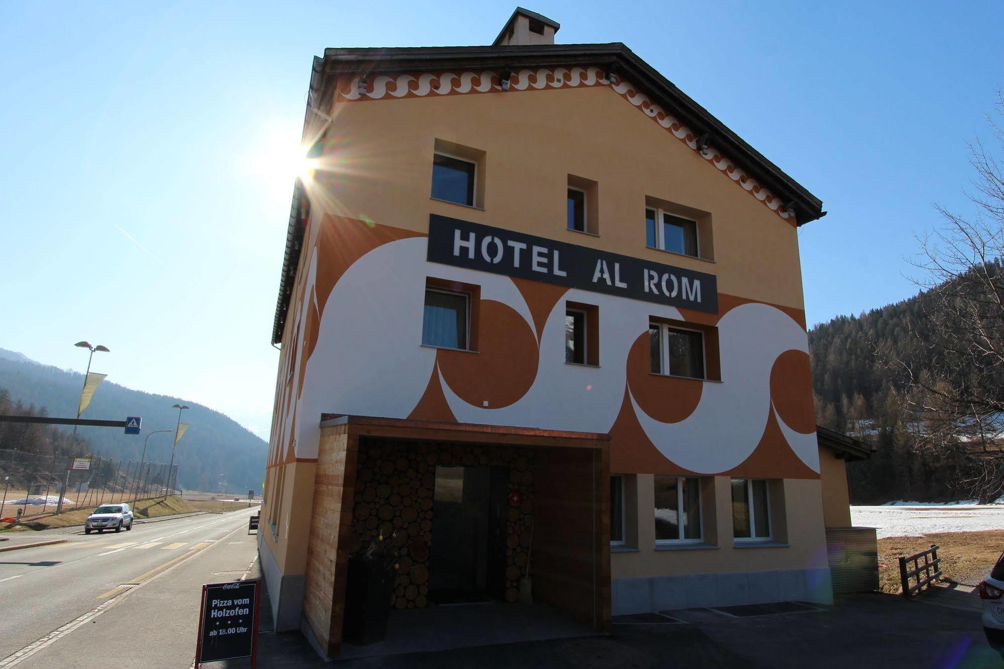 Hotel Al Rom Tschierv Exterior photo