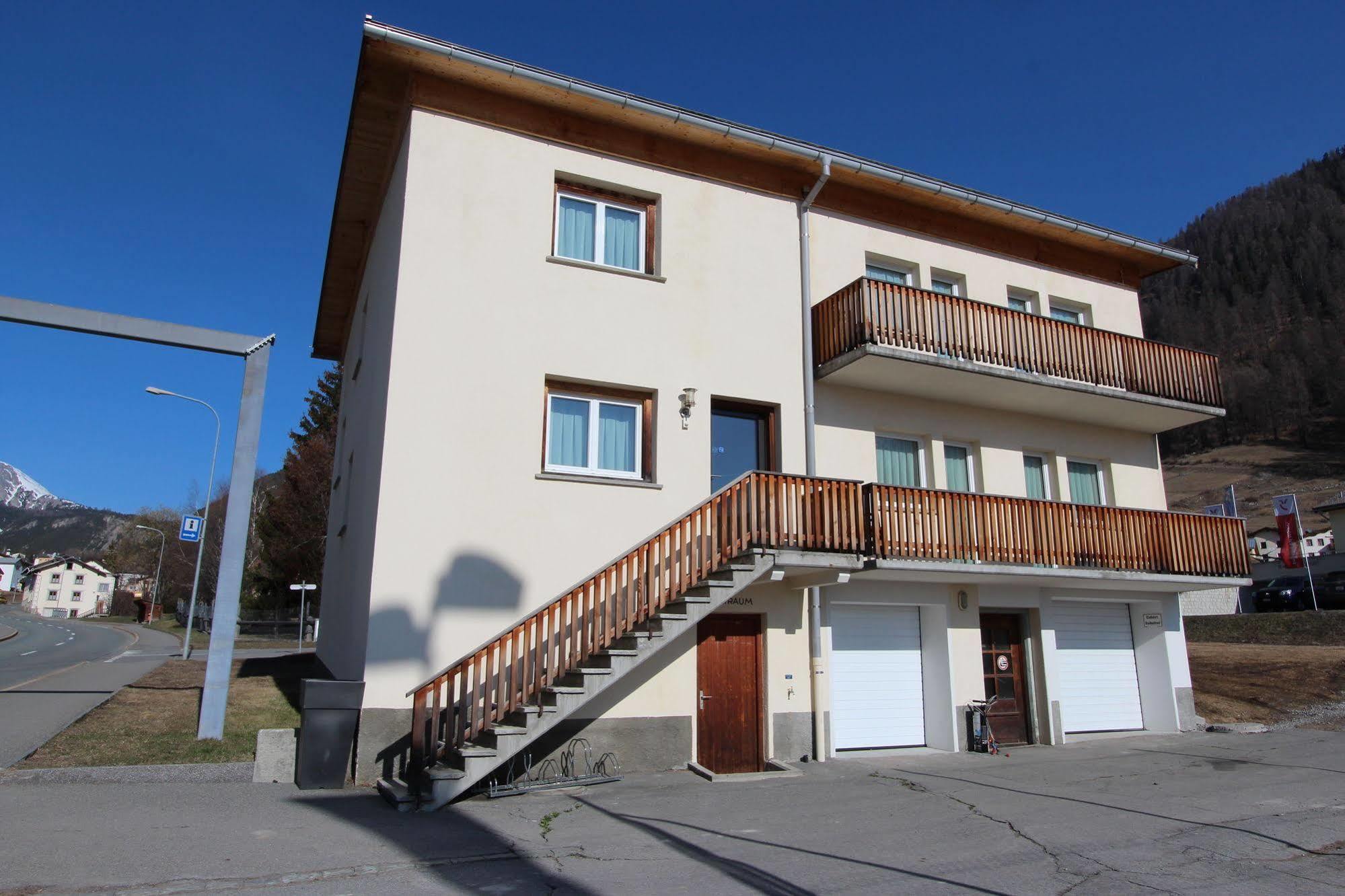 Hotel Al Rom Tschierv Exterior photo